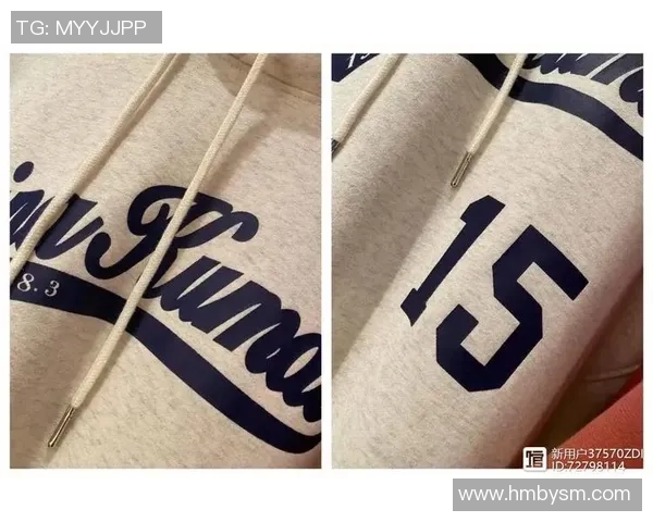 足球球星卫衣落肩穿搭技巧解读时尚潮流与运动风的完美融合